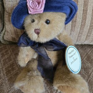 Heartfelt Treasures #977 "Savannah" Bear Bt Jerry Elsner